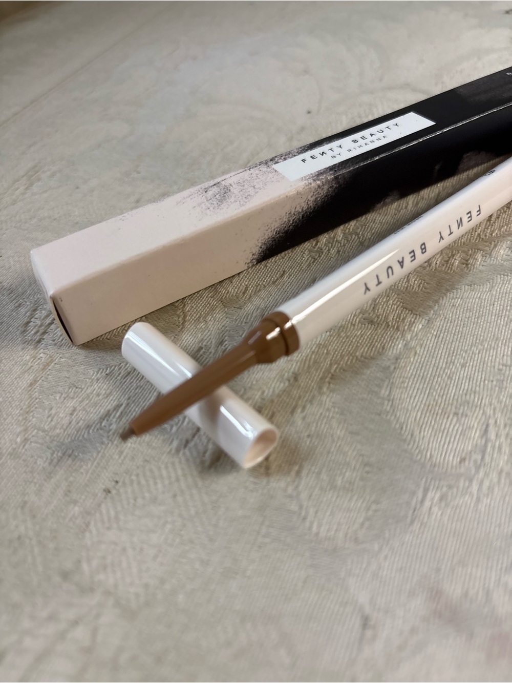 Fenty Beauty Brow MVP Eyebrow Pencil in Medium Blonde BNIB